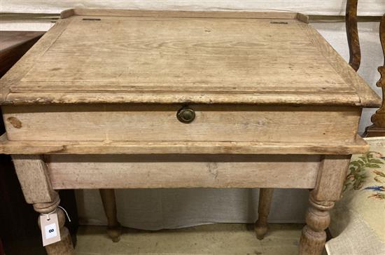 A Victorian pine clerks desk, width 76cm, depth 56cm, height 88cm